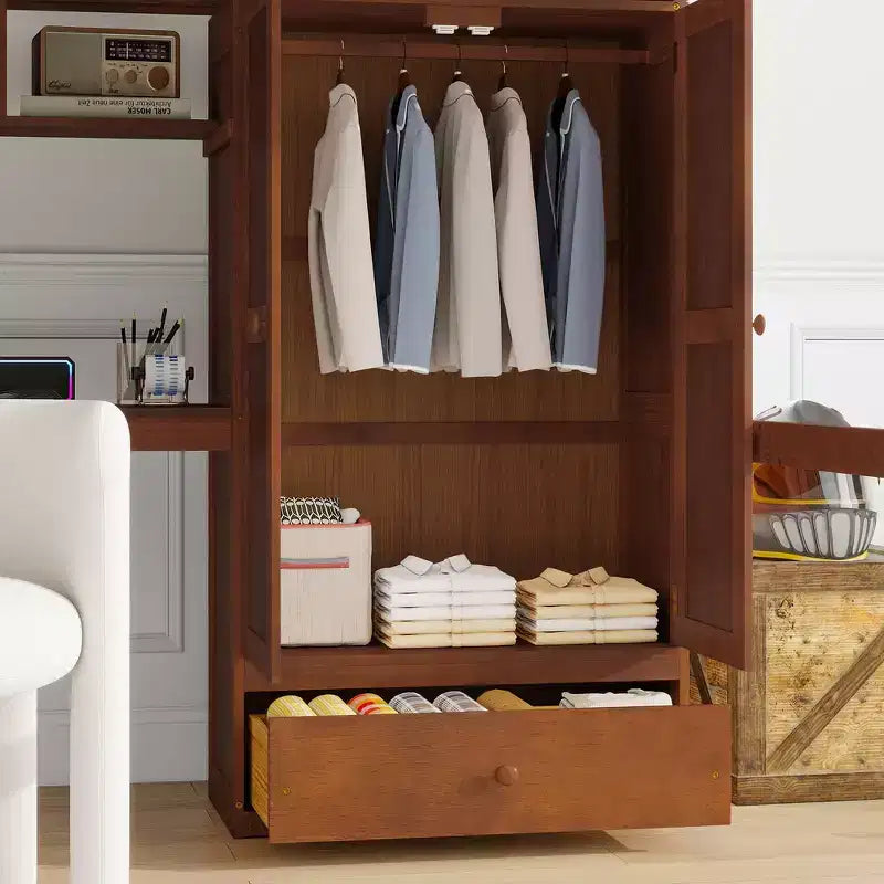 Hochbett aus Holz in Full-Size mit Schreibtisch, Ablagefächern, Schublade, integrierter Treppe und Kleiderschrank