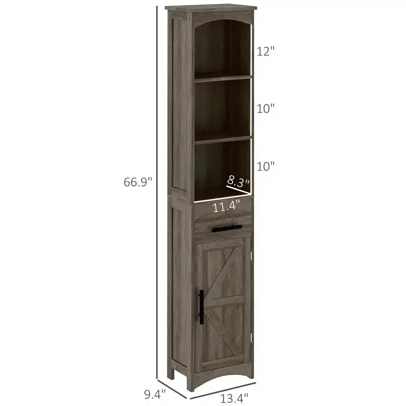Schmaler, hoher Badezimmerschrank im Landhausstil