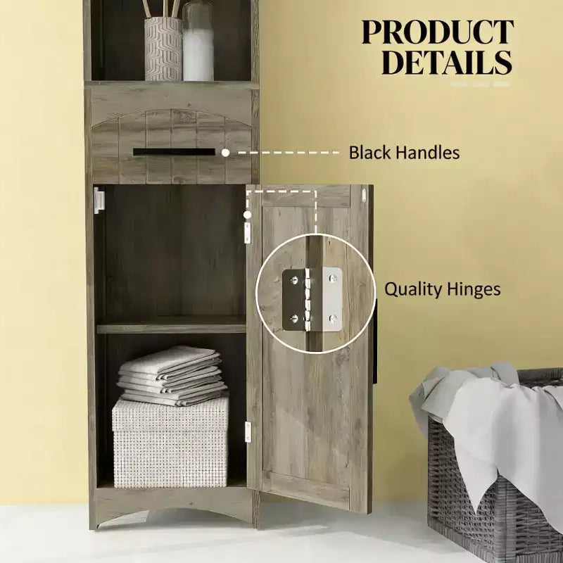 Schmaler, hoher Badezimmerschrank im Landhausstil
