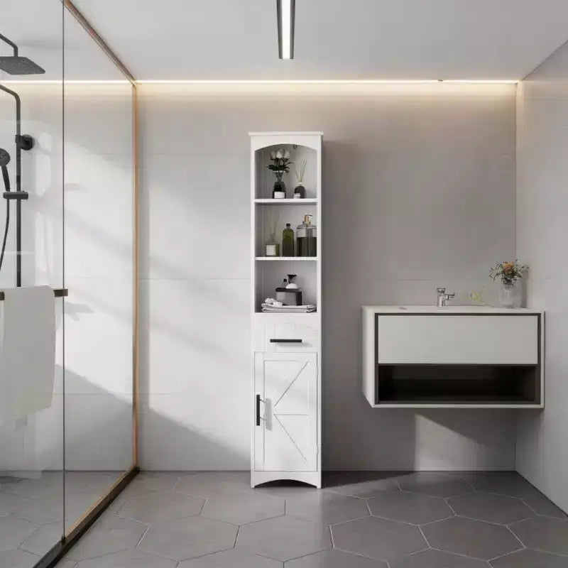 Armoire de rangement de salle de bain haute et étroite de style maison de campagne