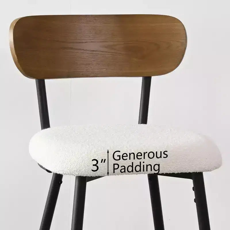 Set aus 2 Barhockern im Mid-Century-Modern-Stil, Küchenstühle mit Sitzhöhe 27, weißem Bouclé-Bezug und Rückenlehne aus Eschenholz